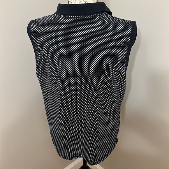 ♥️TOMMY HILFIGER TOP♥️ - Picture 3 of 3